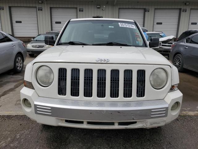 Photo 4 VIN: 1J8FT48W68D584984 - JEEP PATRIOT 