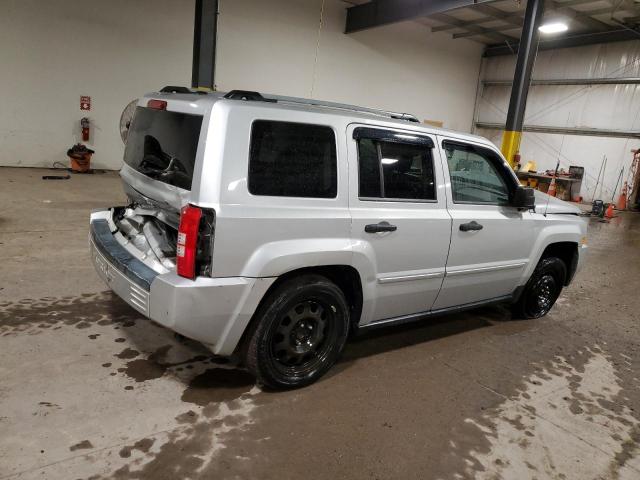 Photo 2 VIN: 1J8FT48W68D796915 - JEEP PATRIOT LI 