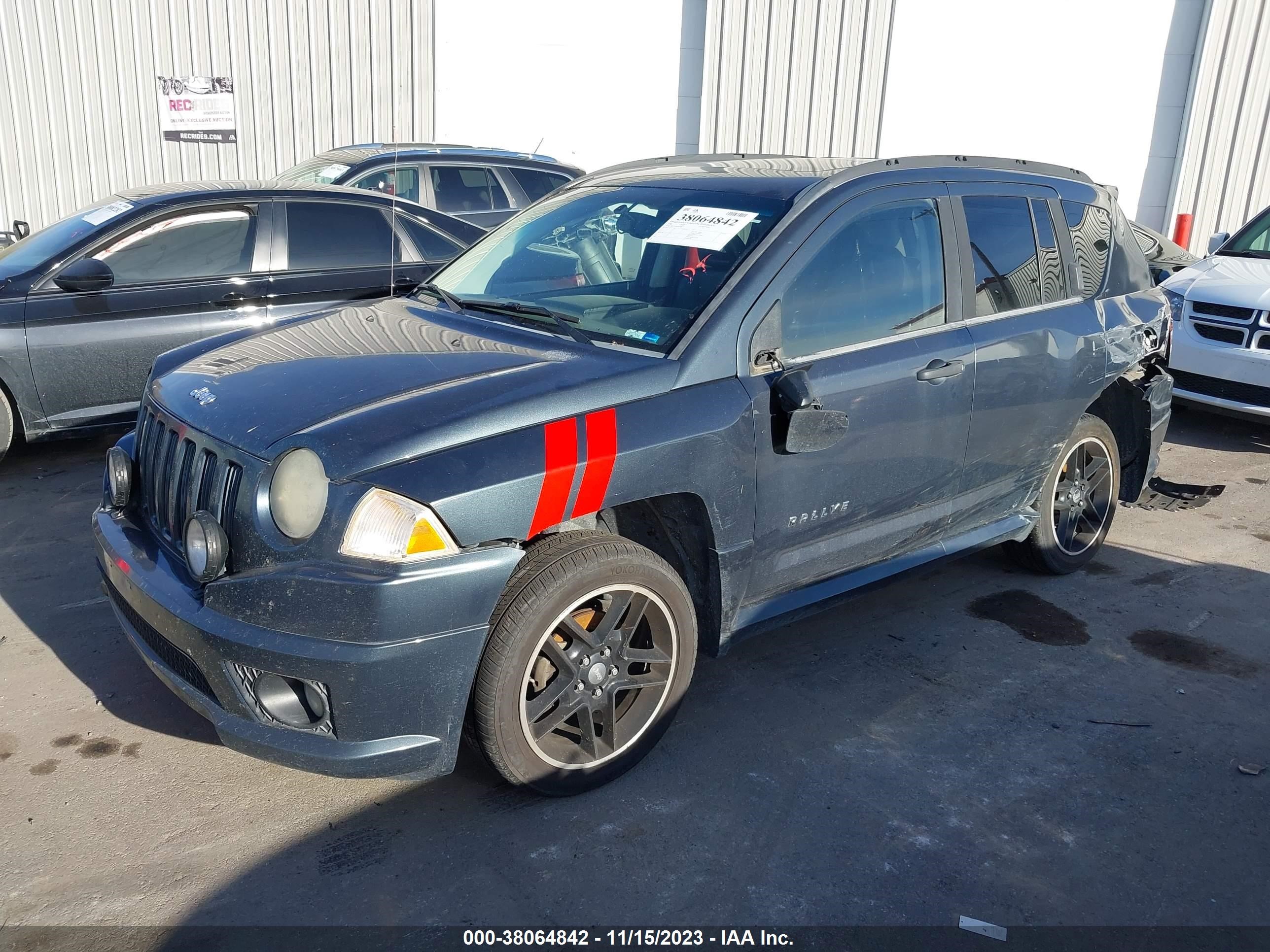 Photo 1 VIN: 1J8FT57W28D580275 - JEEP COMPASS 