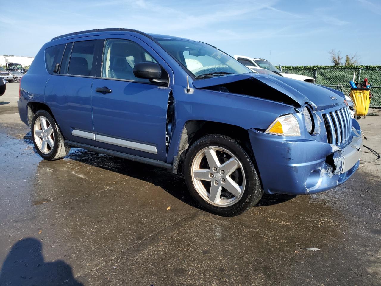 Photo 3 VIN: 1J8FT57W47D241760 - JEEP COMPASS 