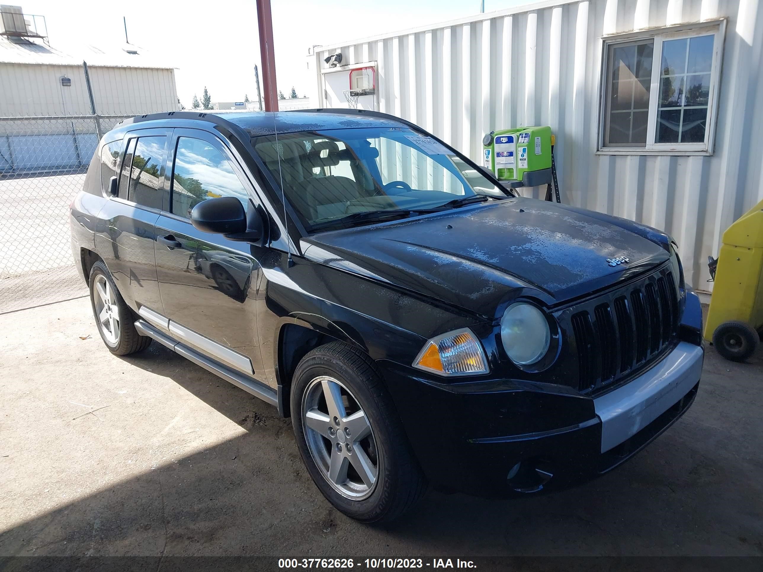 Photo 0 VIN: 1J8FT57W57D261404 - JEEP COMPASS 