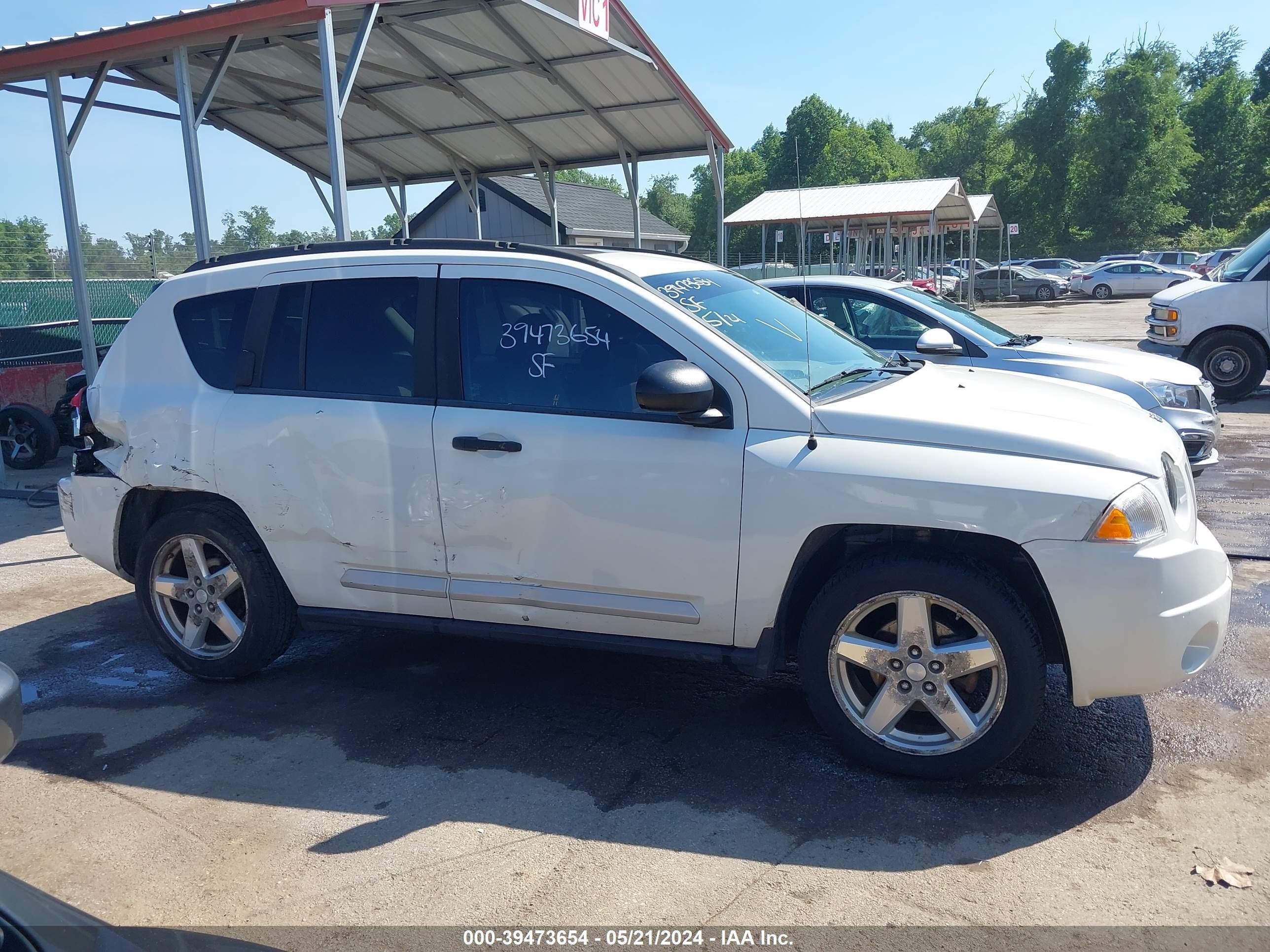 Photo 12 VIN: 1J8FT57W88D663919 - JEEP COMPASS 