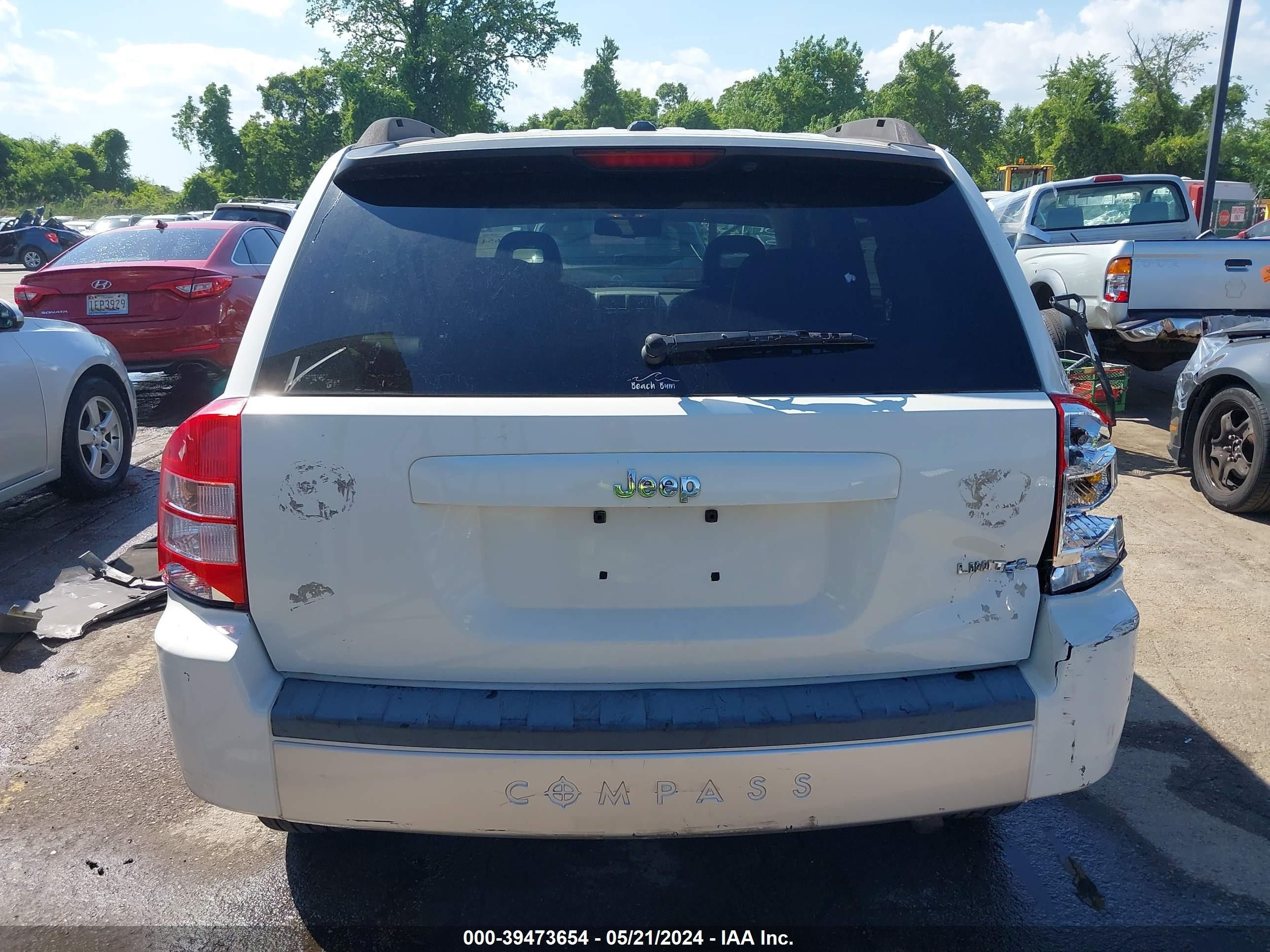 Photo 15 VIN: 1J8FT57W88D663919 - JEEP COMPASS 