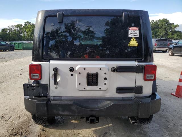 Photo 5 VIN: 1J8GA39127L189311 - JEEP WRANGLER 