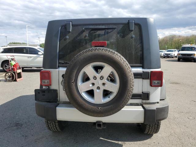 Photo 5 VIN: 1J8GA39198L623886 - JEEP WRANGLER 