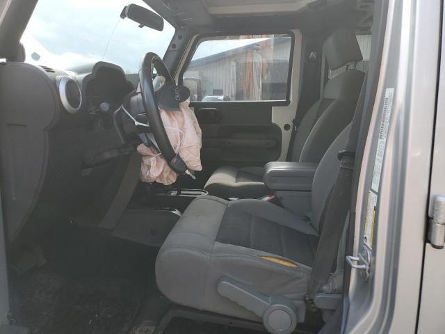 Photo 6 VIN: 1J8GA39198L623886 - JEEP WRANGLER 