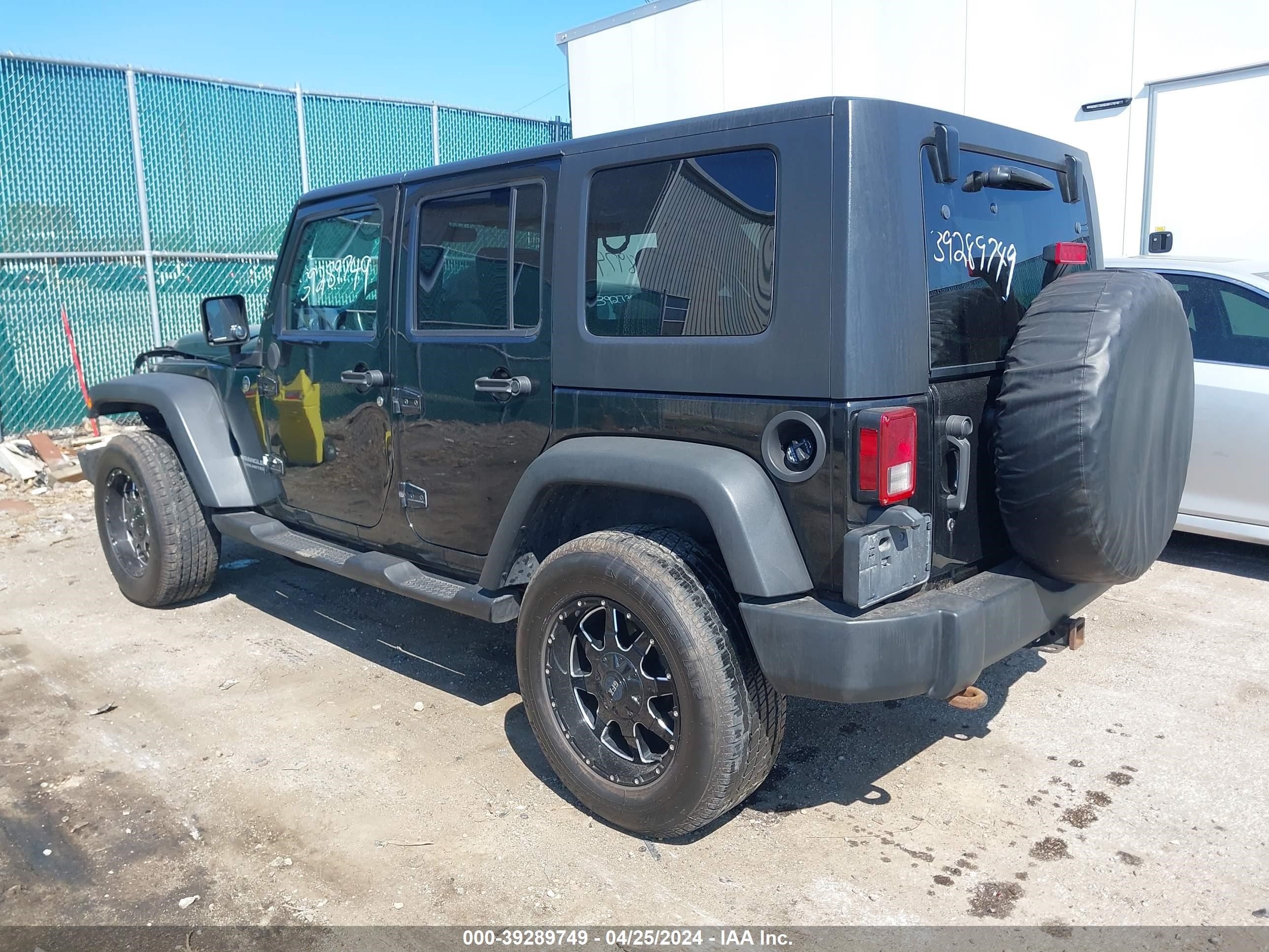 Photo 2 VIN: 1J8GA69119L720583 - JEEP WRANGLER 