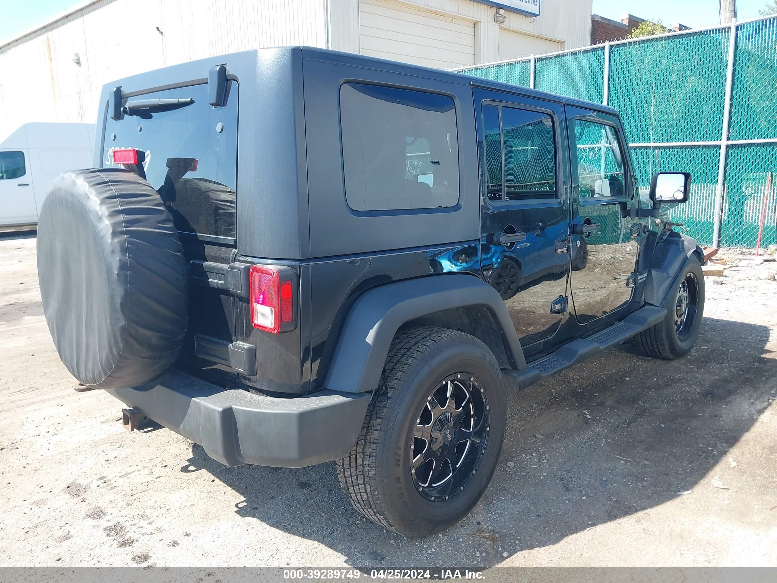 Photo 3 VIN: 1J8GA69119L720583 - JEEP WRANGLER 