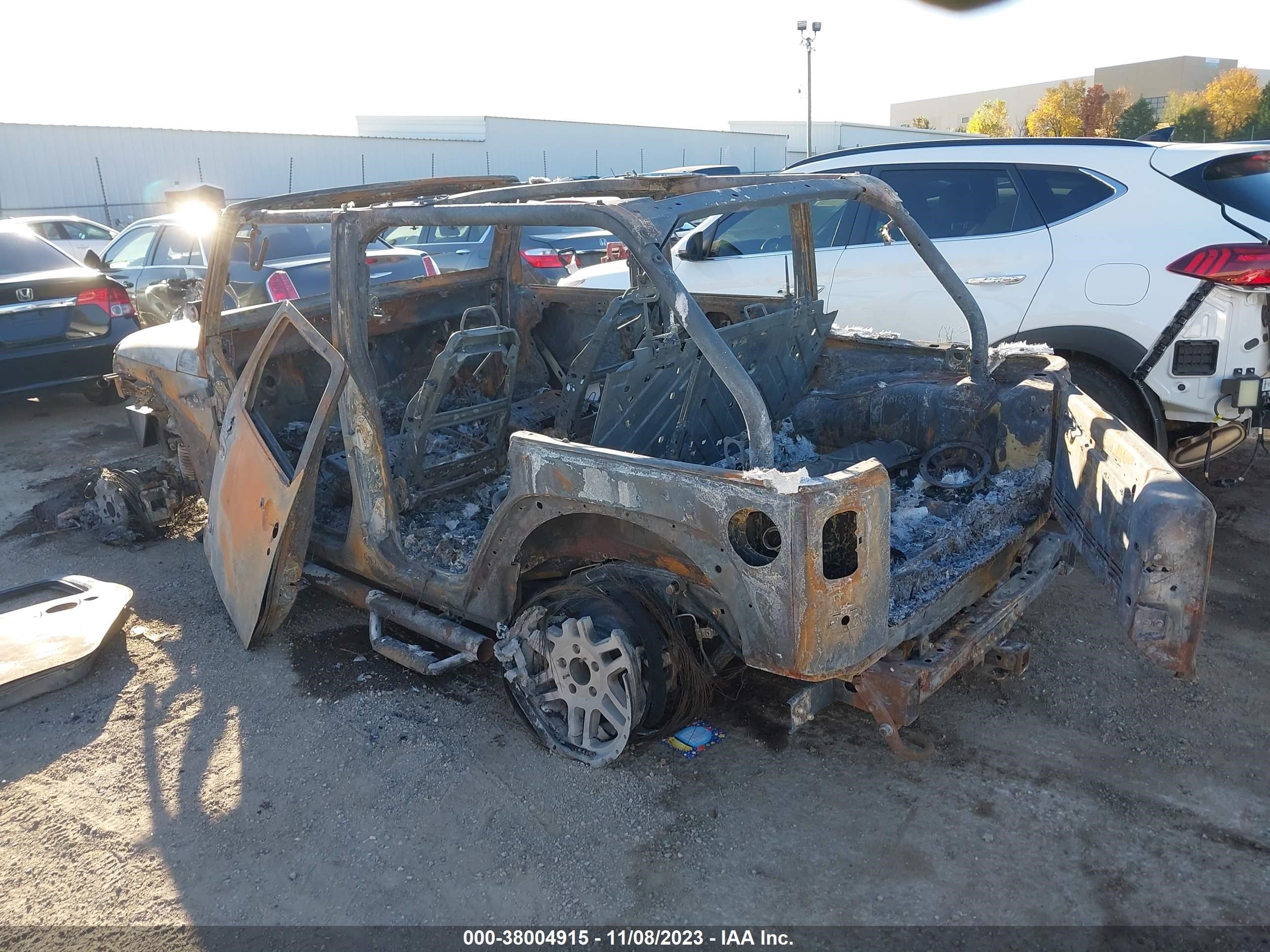 Photo 2 VIN: 1J8GA69129L702948 - JEEP WRANGLER 