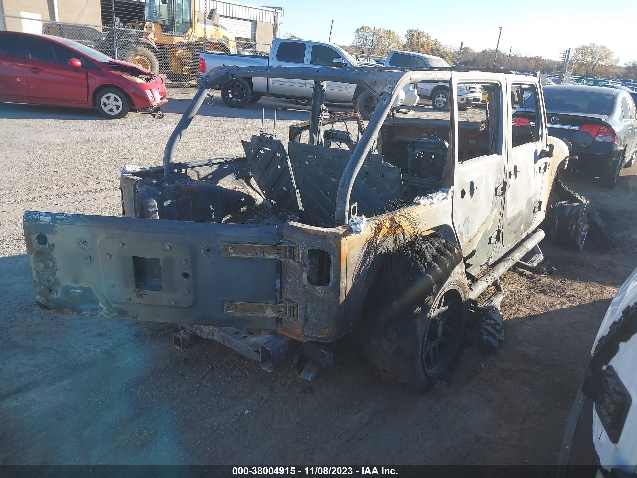 Photo 3 VIN: 1J8GA69129L702948 - JEEP WRANGLER 