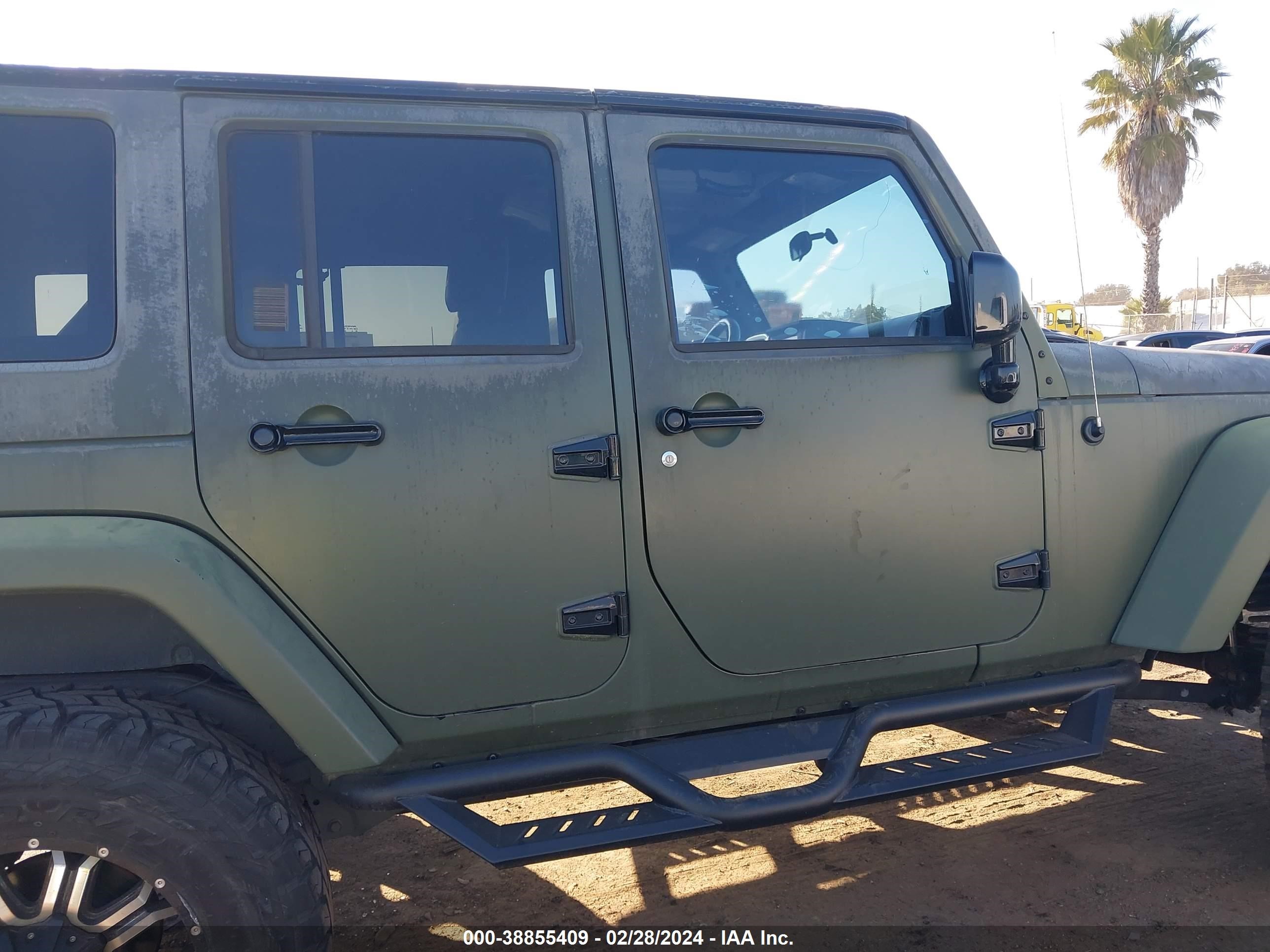 Photo 12 VIN: 1J8GA69178L616548 - JEEP WRANGLER 