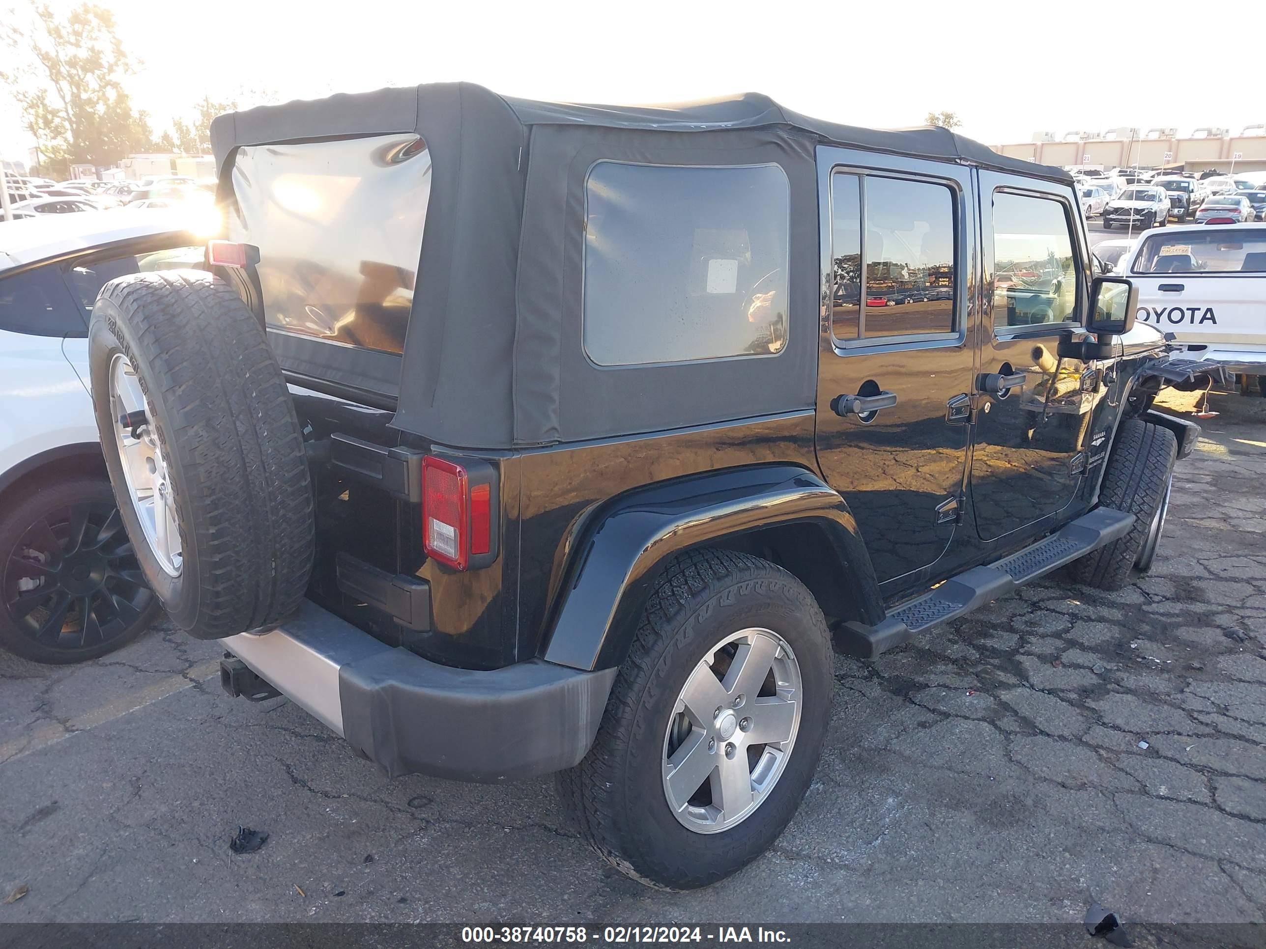 Photo 3 VIN: 1J8GB59178L589309 - JEEP WRANGLER 