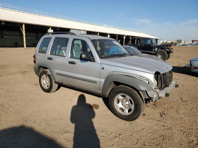 Photo 3 VIN: 1J8GK48K15W630547 - JEEP LIBERTY 