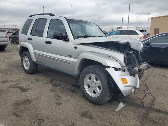 Photo 3 VIN: 1J8GK48K96W215591 - JEEP LIBERTY 