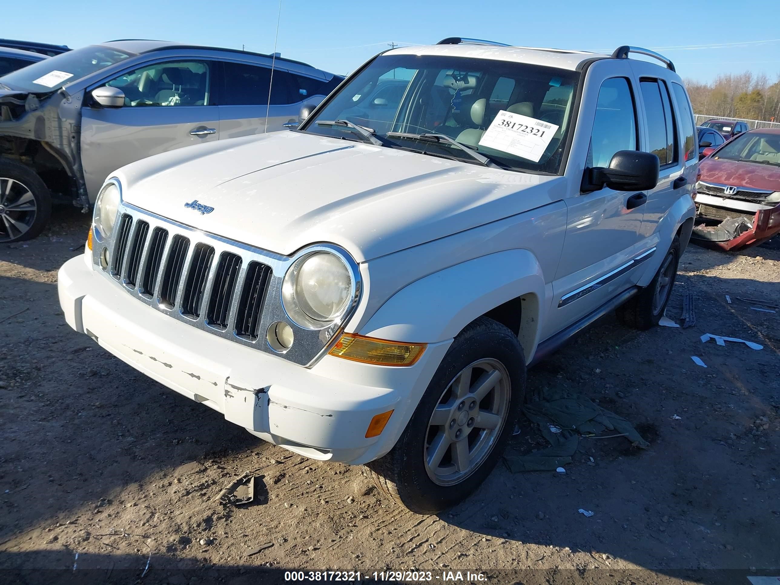 Photo 1 VIN: 1J8GK58K65W627035 - JEEP LIBERTY (NORTH AMERICA) 