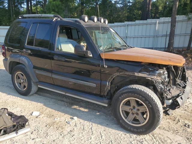 Photo 3 VIN: 1J8GL38K55W505817 - JEEP LIBERTY 