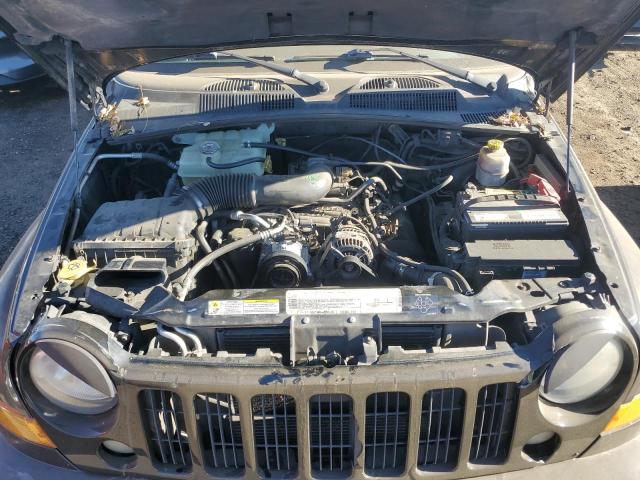 Photo 11 VIN: 1J8GL48K36W212330 - JEEP LIBERTY SP 