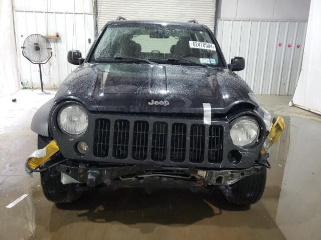 Photo 4 VIN: 1J8GL48K95W575987 - JEEP LIBERTY 