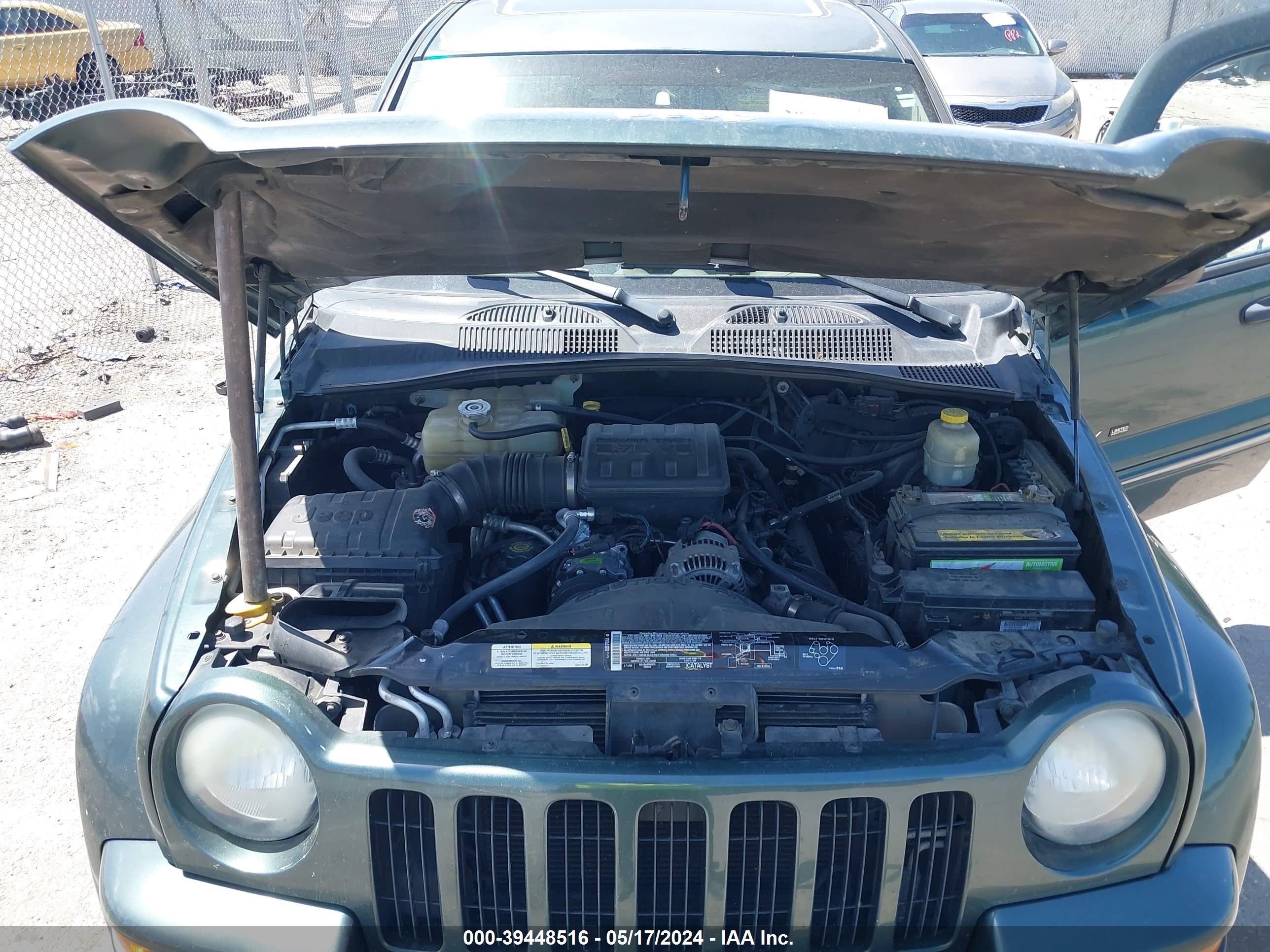 Photo 9 VIN: 1J8GL58K13W652967 - JEEP LIBERTY (NORTH AMERICA) 