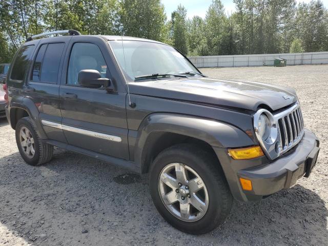 Photo 3 VIN: 1J8GL58K15W518446 - JEEP LIBERTY LI 