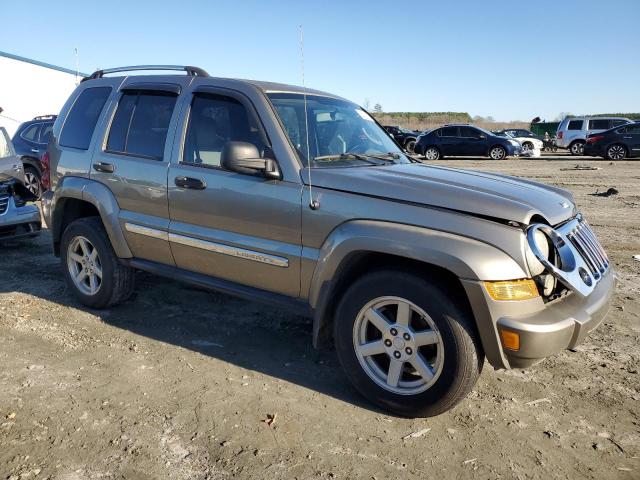 Photo 3 VIN: 1J8GL58K26W155933 - JEEP LIBERTY 