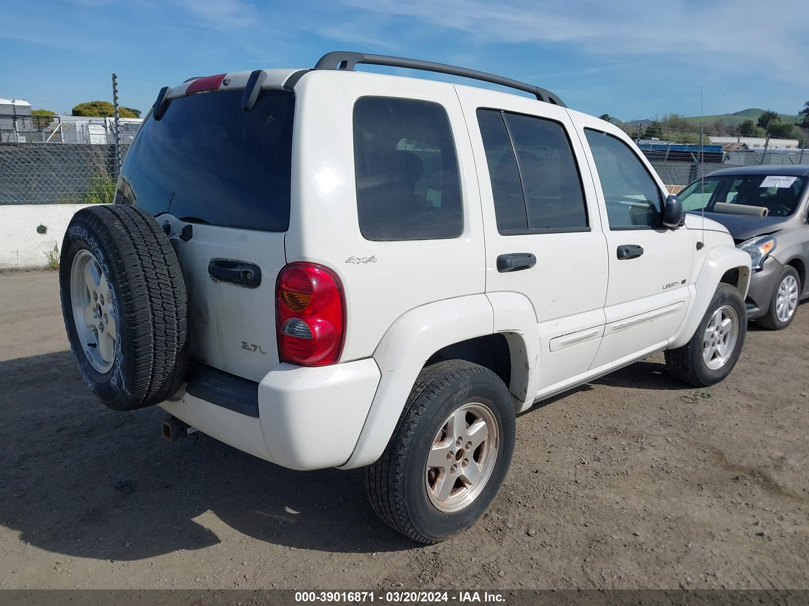 Photo 3 VIN: 1J8GL58K52W239609 - JEEP LIBERTY (NORTH AMERICA) 