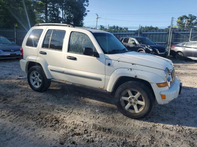 Photo 3 VIN: 1J8GL58K75W672708 - JEEP LIBERTY LI 