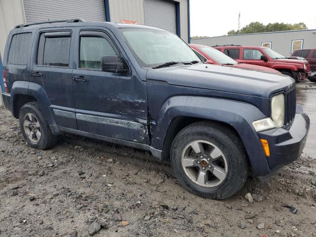 Photo 3 VIN: 1J8GN28K08W147079 - JEEP LIBERTY SP 