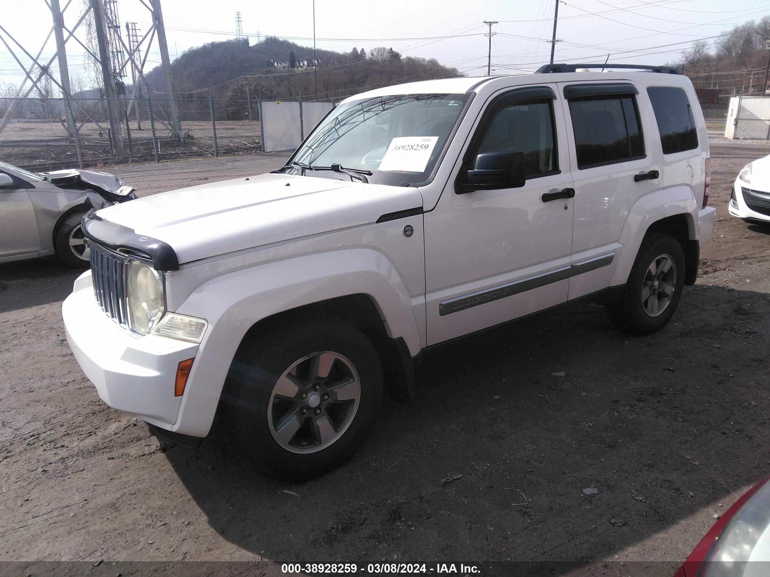 Photo 1 VIN: 1J8GN28K08W154923 - JEEP LIBERTY (NORTH AMERICA) 