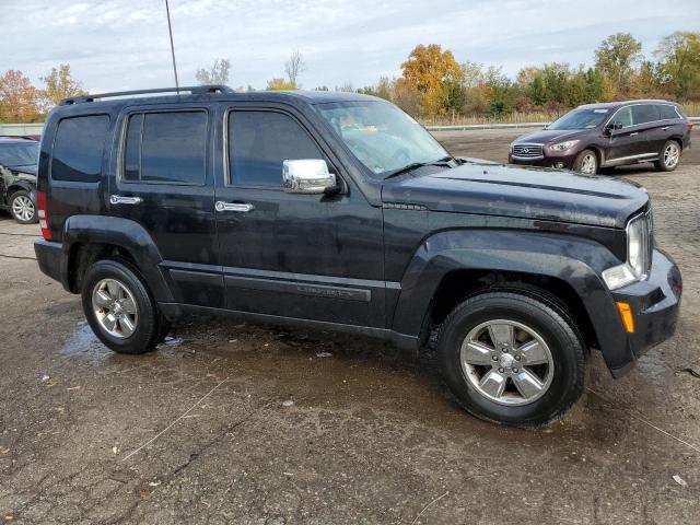 Photo 3 VIN: 1J8GN28K08W261275 - JEEP LIBERTY 