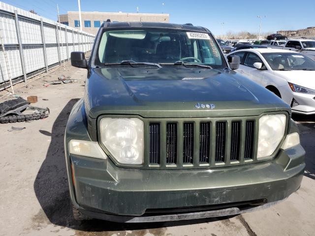 Photo 4 VIN: 1J8GN28K08W273247 - JEEP LIBERTY SP 