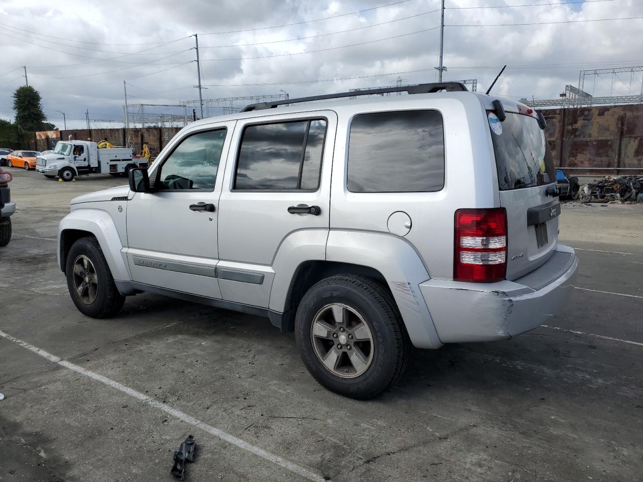 Photo 1 VIN: 1J8GN28K08W285849 - JEEP LIBERTY (NORTH AMERICA) 