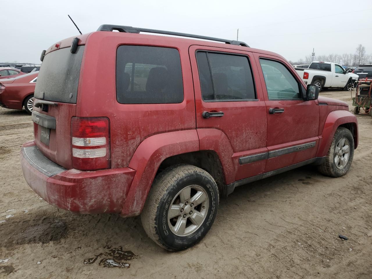 Photo 2 VIN: 1J8GN28K09W525841 - JEEP LIBERTY (NORTH AMERICA) 