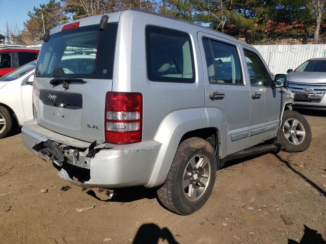 Photo 2 VIN: 1J8GN28K18W187526 - JEEP LIBERTY 