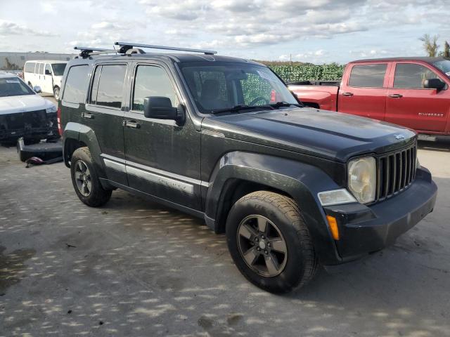 Photo 3 VIN: 1J8GN28K18W284242 - JEEP LIBERTY 