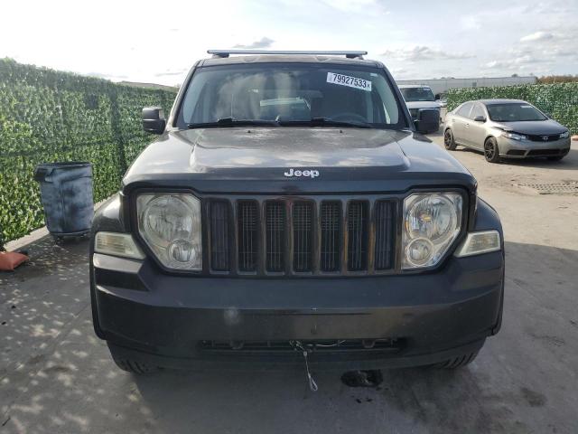 Photo 4 VIN: 1J8GN28K18W284242 - JEEP LIBERTY 