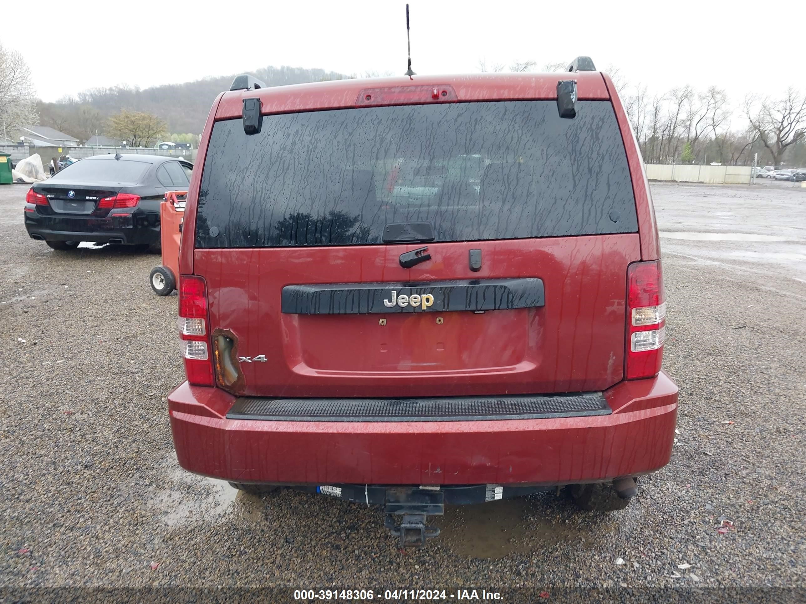 Photo 16 VIN: 1J8GN28K19W528523 - JEEP LIBERTY (NORTH AMERICA) 