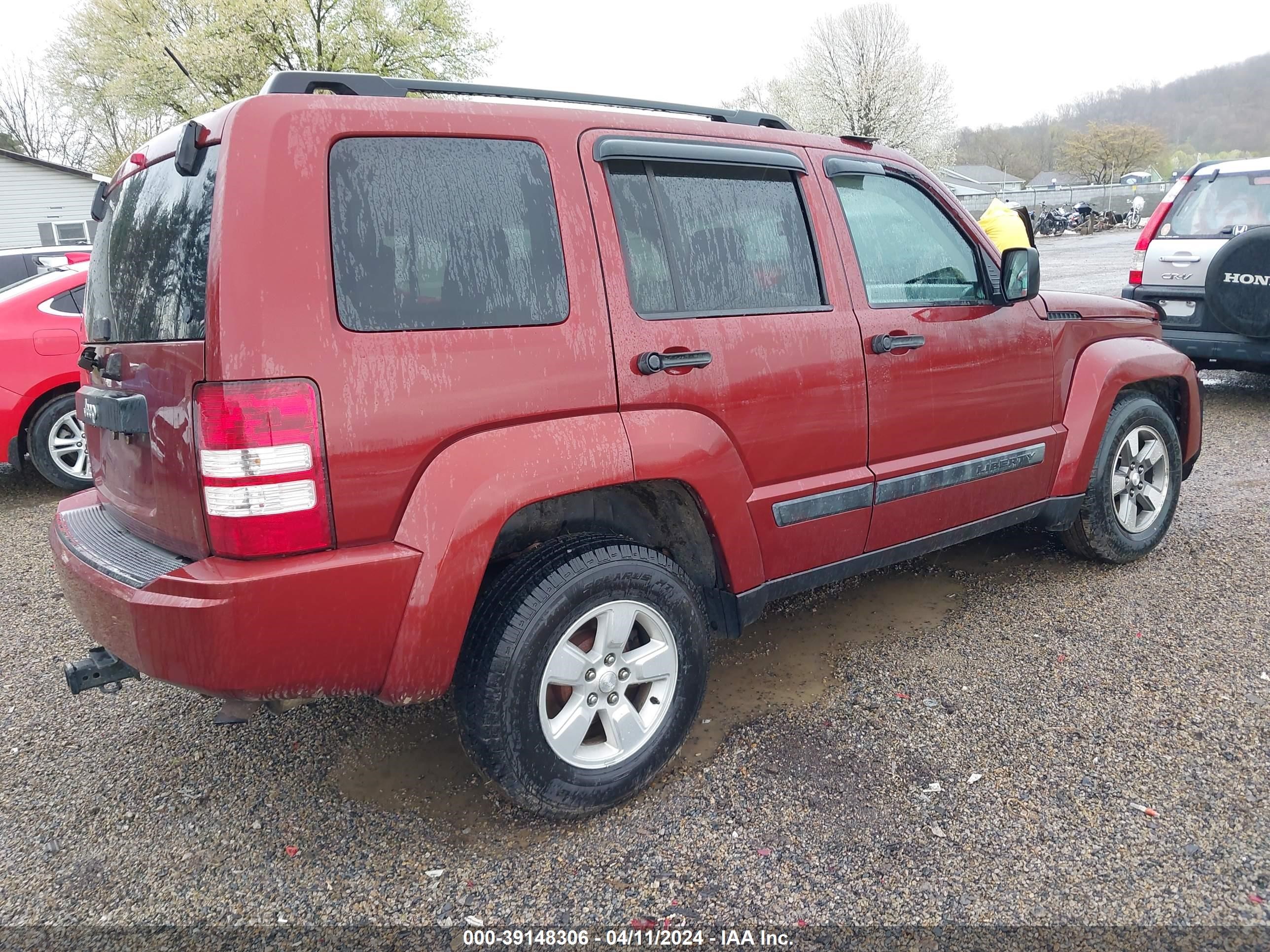 Photo 3 VIN: 1J8GN28K19W528523 - JEEP LIBERTY (NORTH AMERICA) 