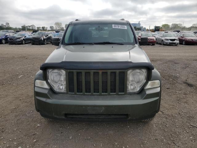 Photo 4 VIN: 1J8GN28K28W227502 - JEEP LIBERTY SP 