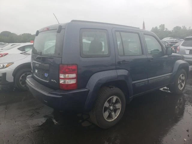 Photo 2 VIN: 1J8GN28K28W247734 - JEEP LIBERTY SP 