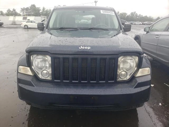 Photo 4 VIN: 1J8GN28K28W247734 - JEEP LIBERTY SP 