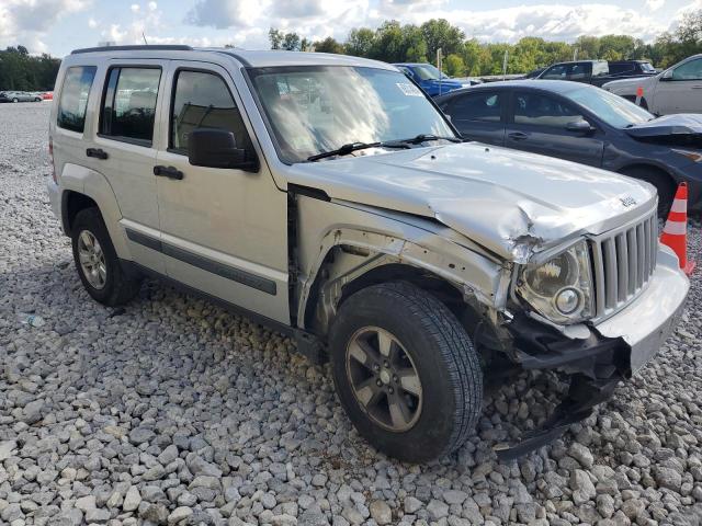 Photo 3 VIN: 1J8GN28K29W504313 - JEEP LIBERTY SP 