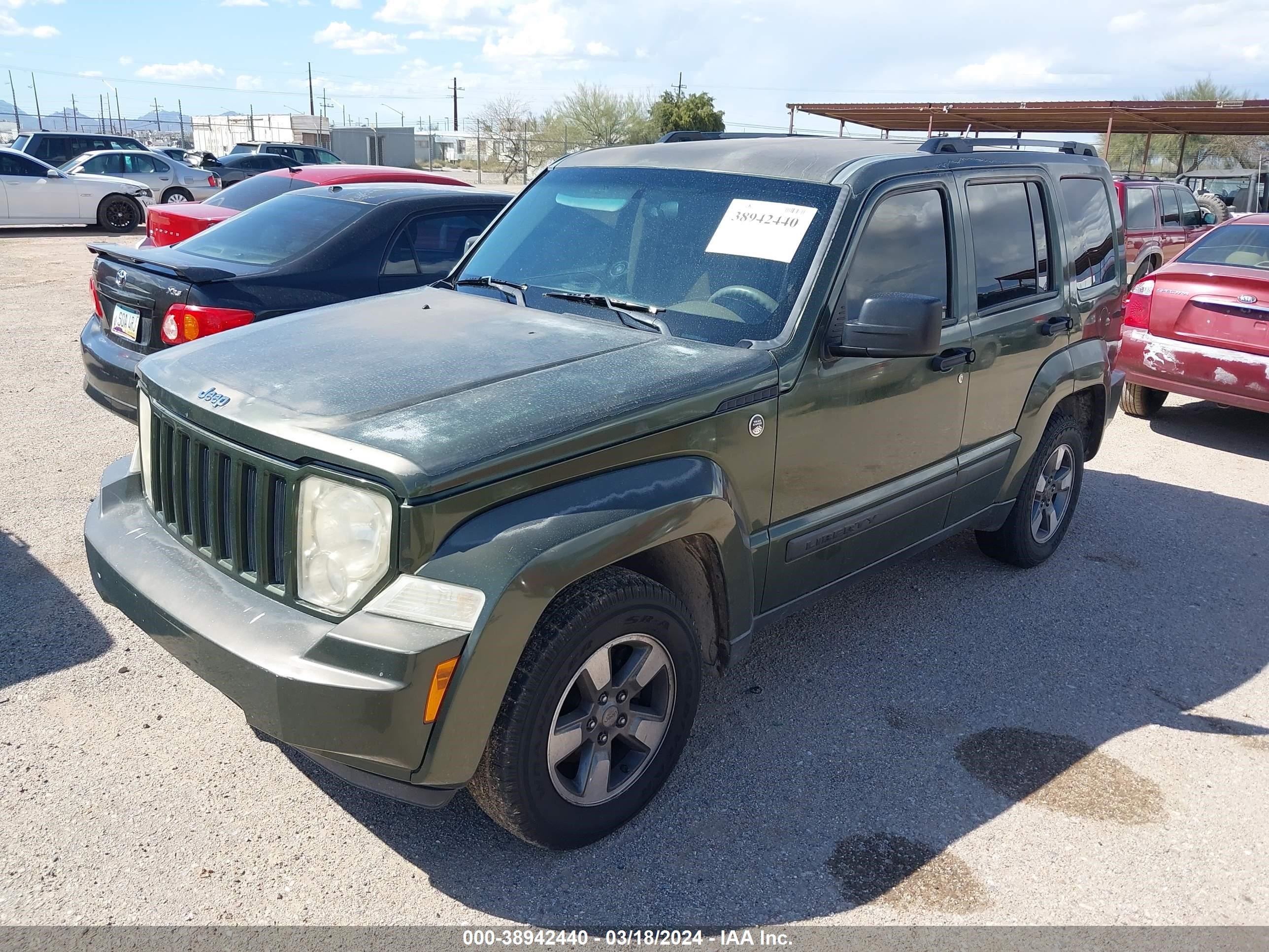 Photo 1 VIN: 1J8GN28K38W116974 - JEEP LIBERTY (NORTH AMERICA) 