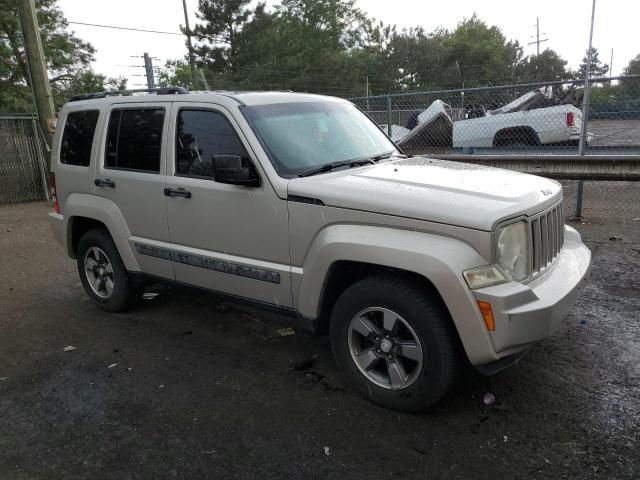 Photo 3 VIN: 1J8GN28K38W152468 - JEEP LIBERTY 