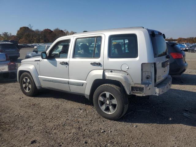 Photo 1 VIN: 1J8GN28K38W155208 - JEEP LIBERTY SP 