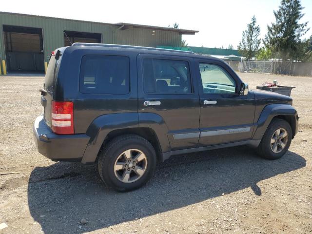 Photo 2 VIN: 1J8GN28K38W209915 - JEEP LIBERTY 