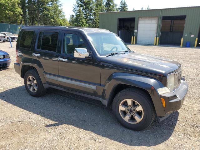 Photo 3 VIN: 1J8GN28K38W209915 - JEEP LIBERTY 