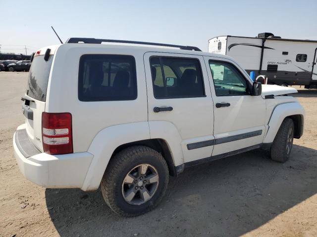 Photo 2 VIN: 1J8GN28K38W256278 - JEEP LIBERTY 