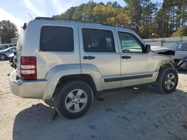 Photo 2 VIN: 1J8GN28K39W528247 - JEEP LIBERTY SP 