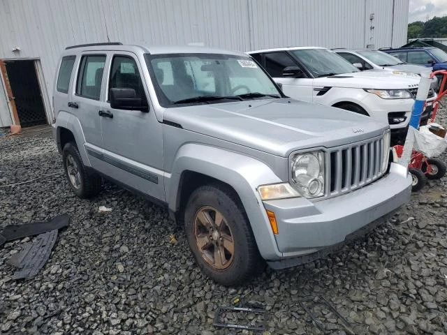 Photo 3 VIN: 1J8GN28K48W190260 - JEEP LIBERTY SP 